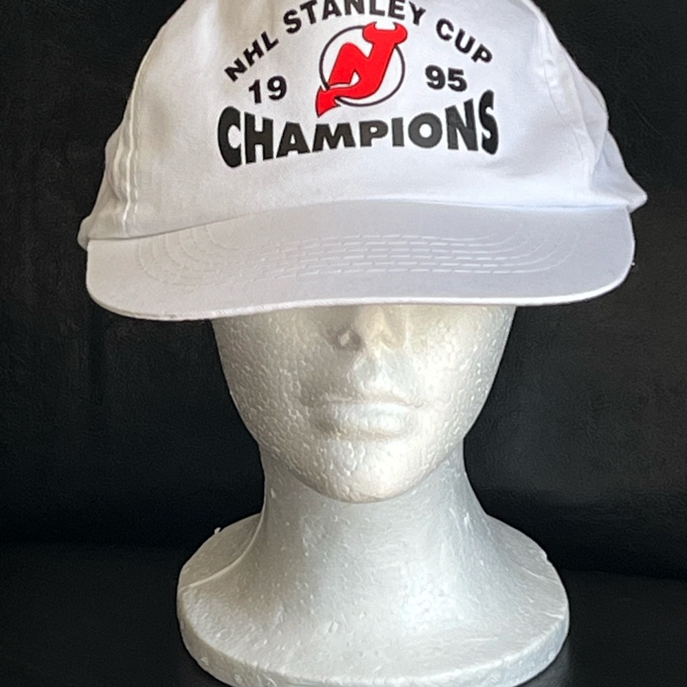 Vintage NJ Devils Stanley Cup Champs Cap 1995